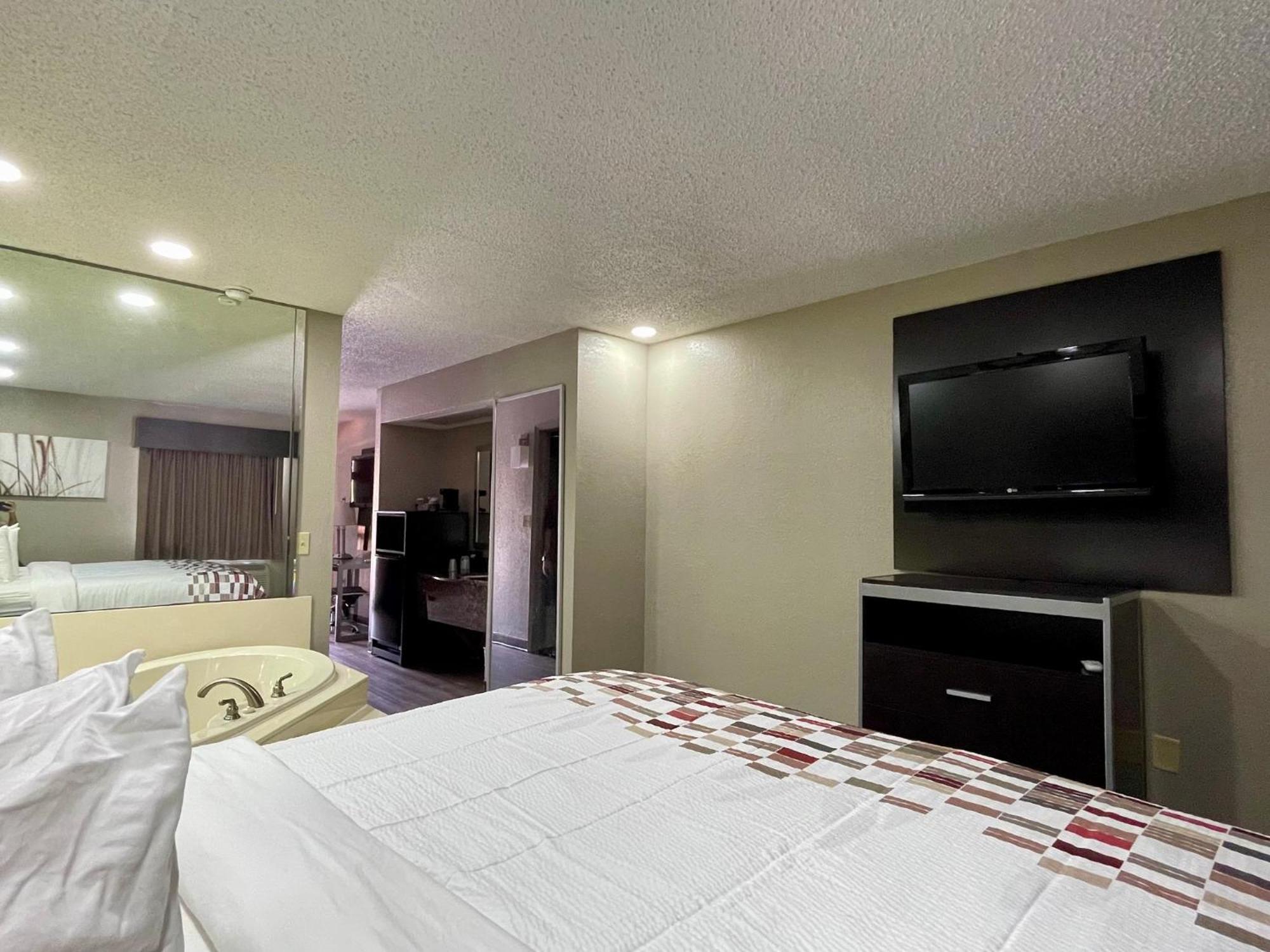Red Roof Inn & Suites Jackson - Richland Kültér fotó