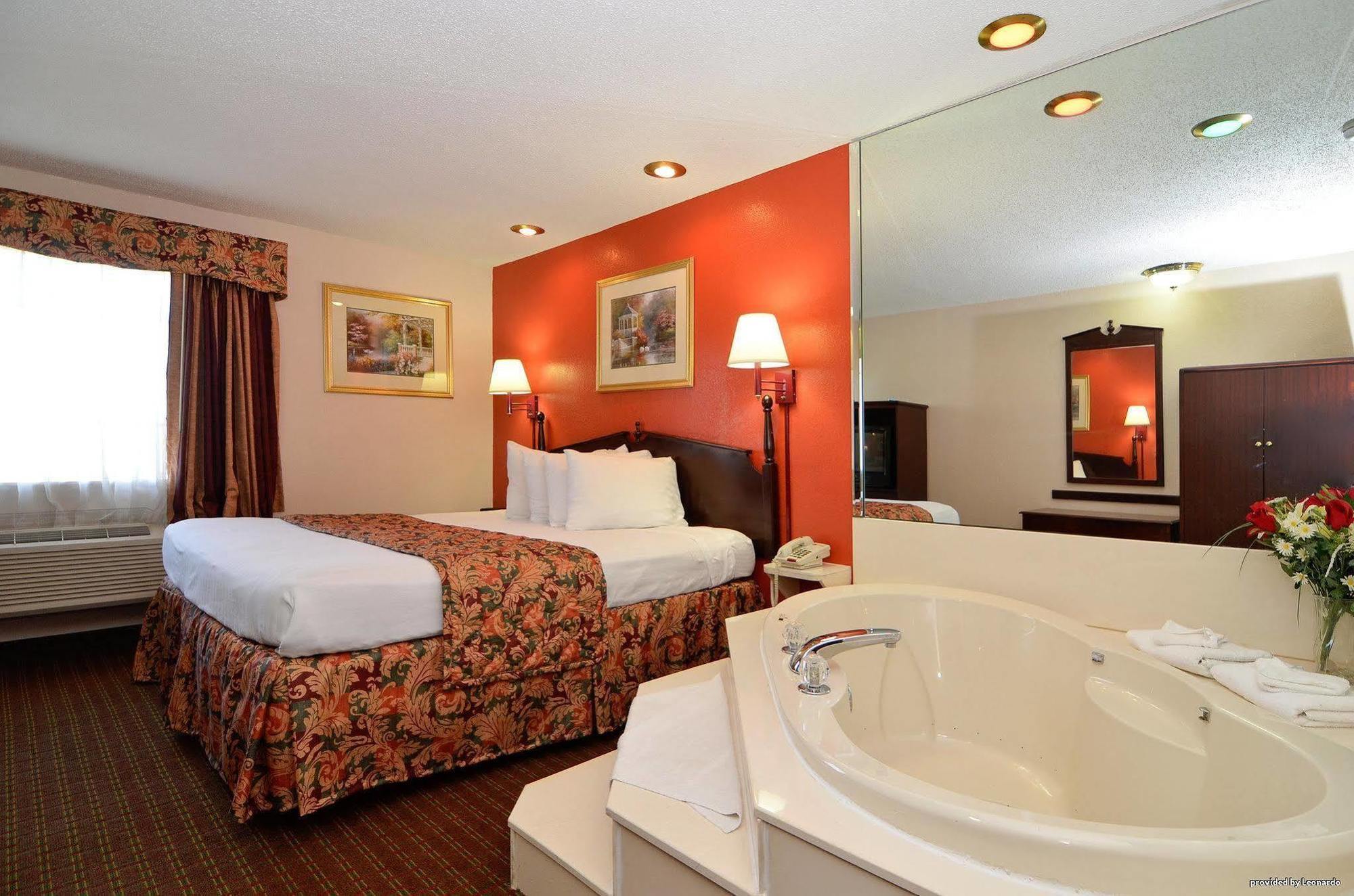 Red Roof Inn & Suites Jackson - Richland Szoba fotó